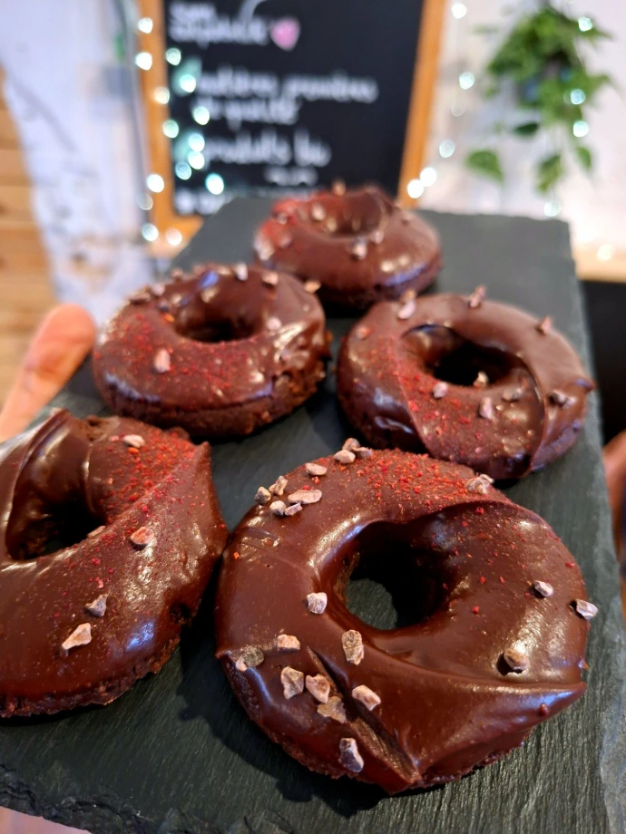 Raspberry donuts